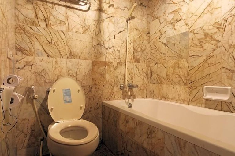 Bathroom 3, The A.A. Pattaya Residence, Pattaya