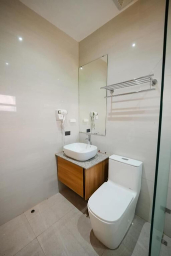Bathroom 2, Casa Familia Hotel, Aurora