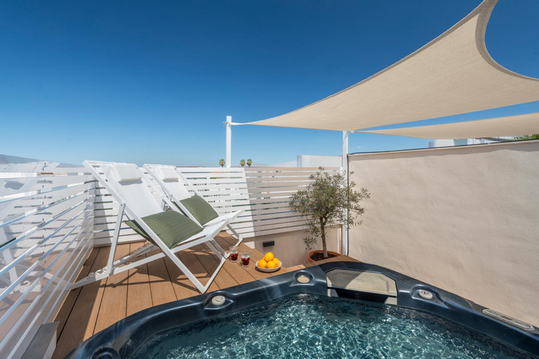 Sport & Beauty 2, Alameda 1851 - Terrace and jacuzzi, Sevilla