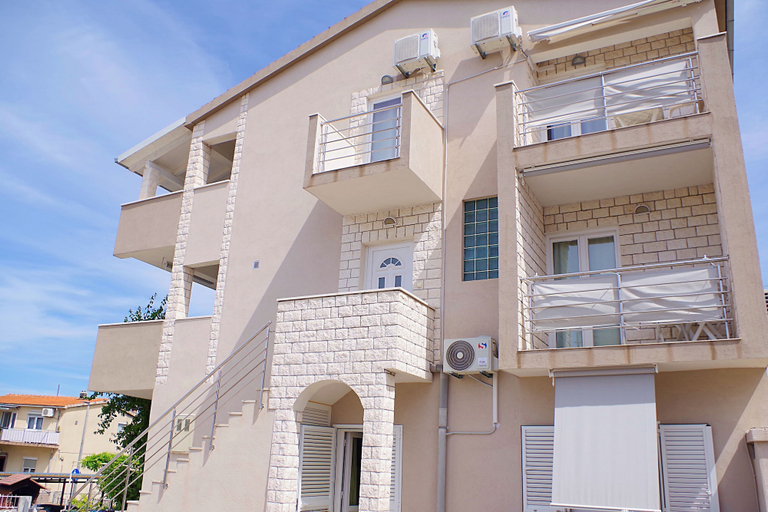 Exterior & Views 2, Apartments Zorana, Rogoznica