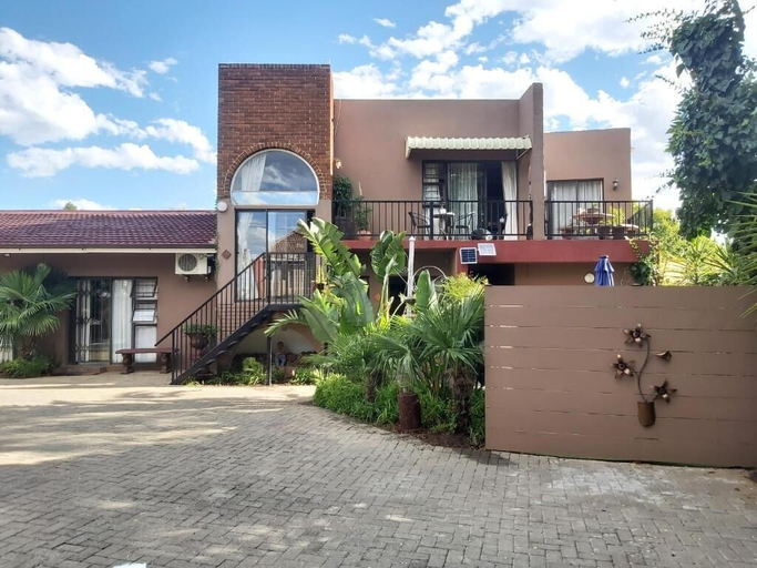 Exterior & Views, ARISTA GUESTHOUSE, Mangaung