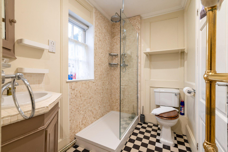 Bathroom 3, Character Cottage In Historic Hampstead, London