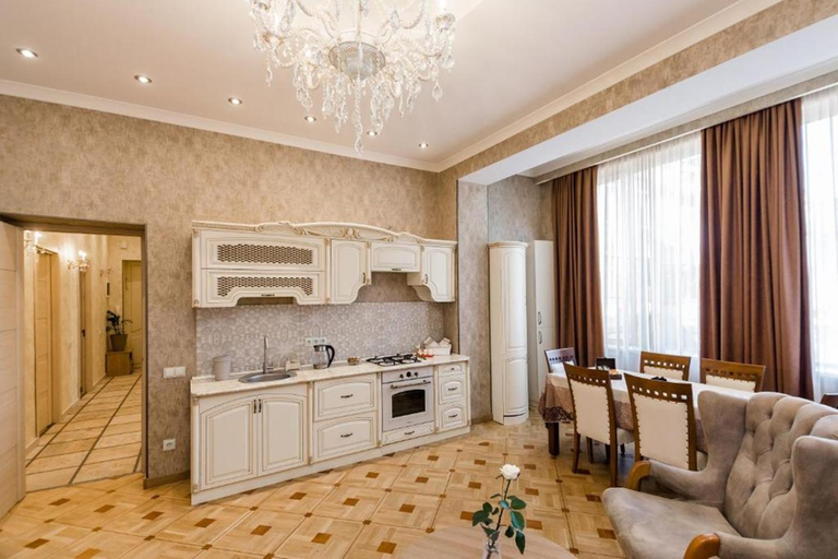 Others 5, Apartment on Marjanishvili Square, Tbilisi