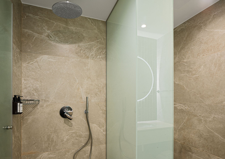 Bathroom 3, NALU Latchi Leonardo Limited Edition