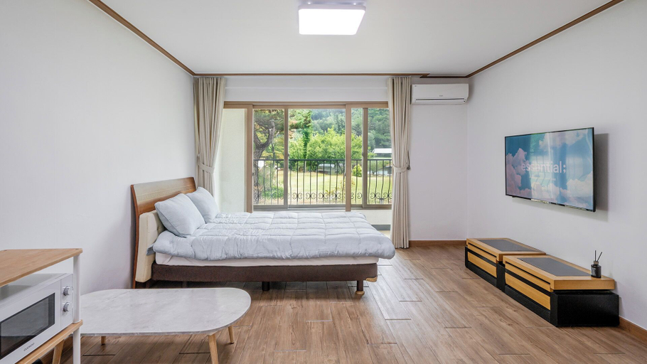 Room 2, Chuncheon O2 Pension, Chuncheon