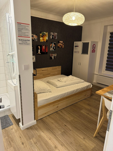 Bedroom 3, Room-Pauli, Hamburg