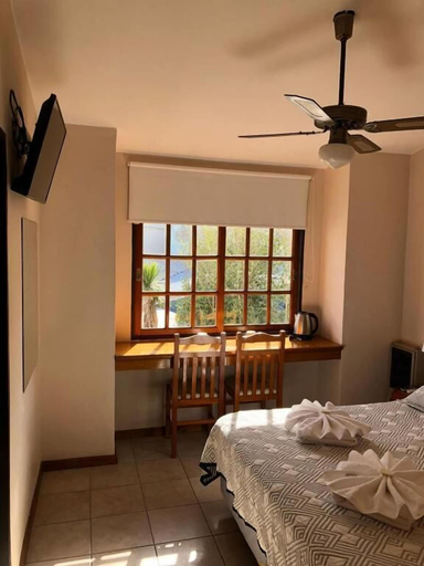 Room 5, Lihuel Hotel, Santa María