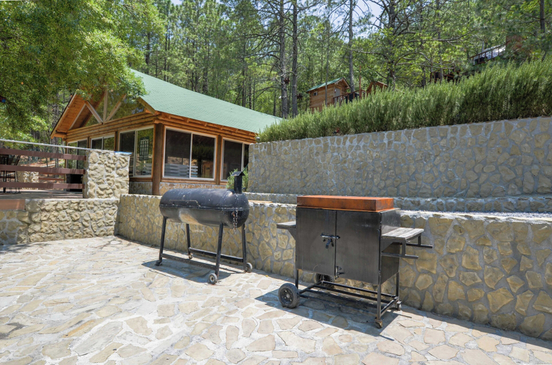 BBQ/picnic area 3, El Cielo de Santiago, Santiago