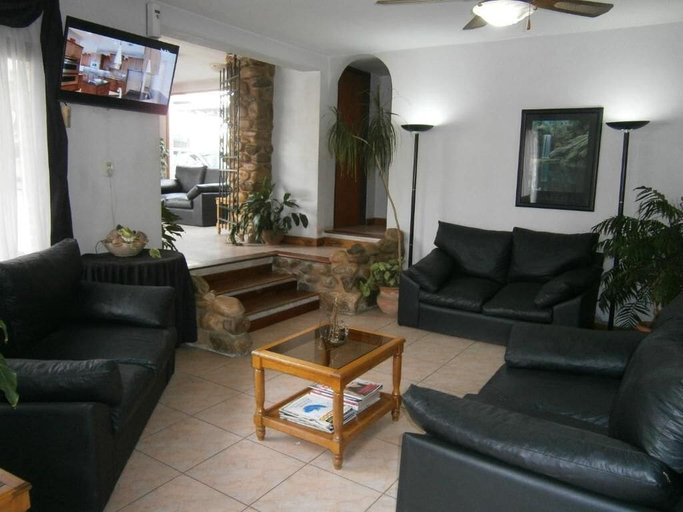 Living area, Lihuel Hotel, Santa María