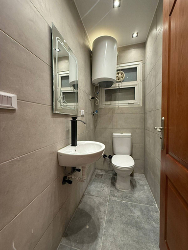 Bathroom 3, Basuiony hotel, Giza