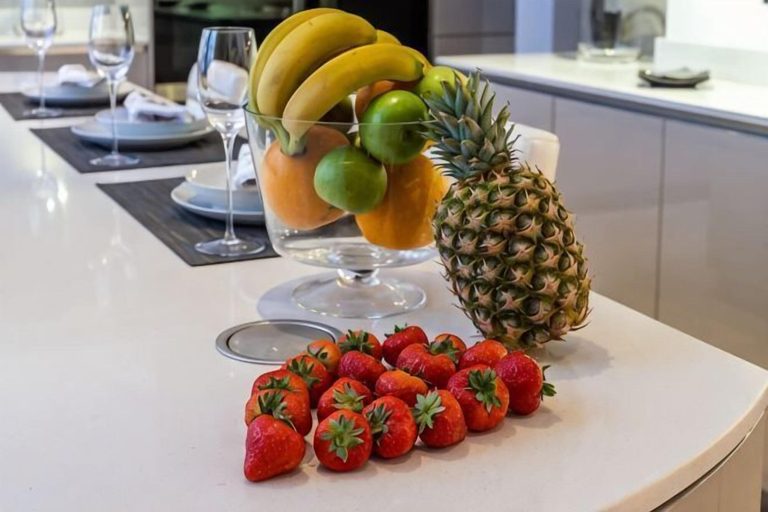 Food & Drinks 5, Mayfair Apartment, London