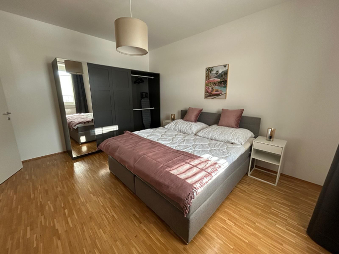Room 4, Faraway Homes Studios Krieglach 18, Bruck-Mürzzuschlag