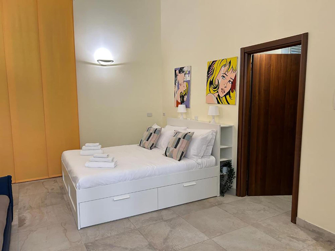 Room 4, Independent Rooms by Ghor, Rome