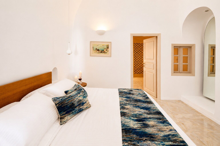 Bedroom 3, Infinity Moments, South Aegean