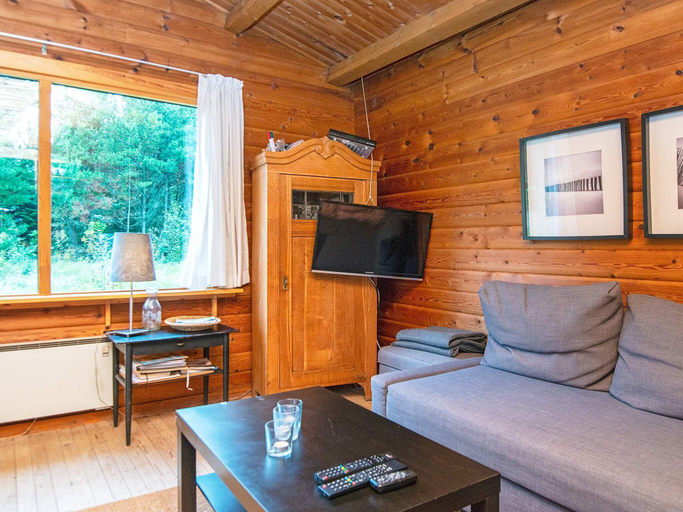 Others 5, 6 person holiday home in Henne, Varde