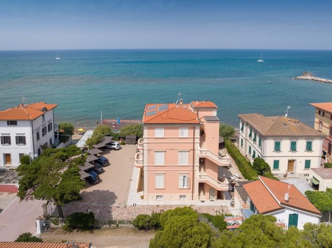 Others 5, Villa Sofia, Livorno