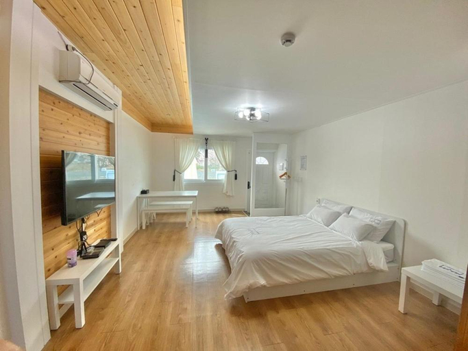 Bedroom 2, Gyeongju haymish poolvilla, Gyeongju