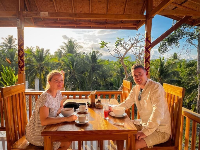 Outdoor dining, Griyatama Bungalow, Klungkung