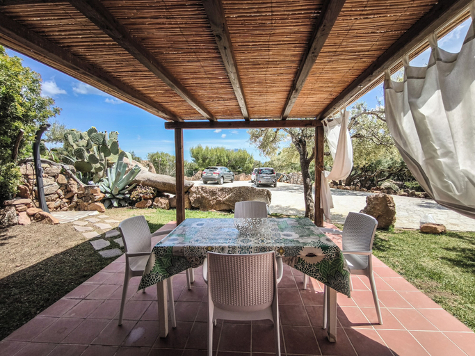 Outdoor dining 3, Monolocale in Villa, Olbia-Tempio