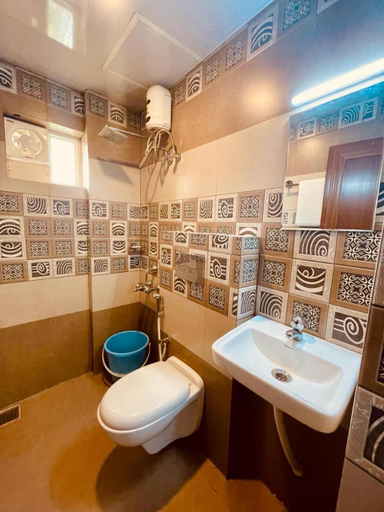 5, Amalas Lodge, Thiruvananthapuram