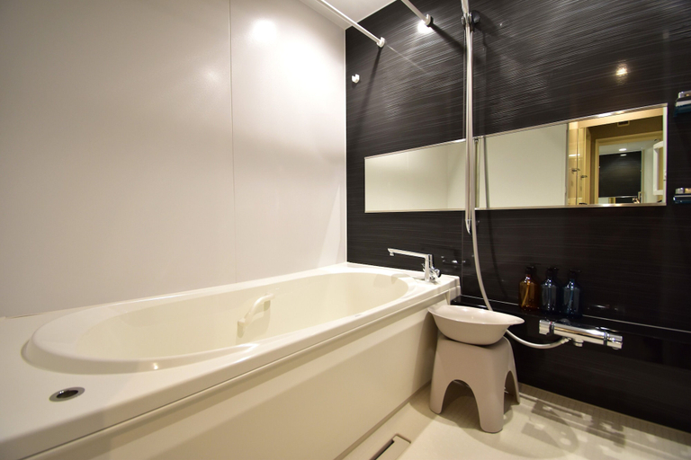 Bathroom 4, Kurashiki Station Hotel, Kurashiki