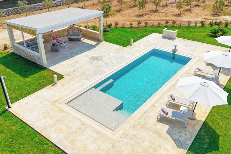 Pool 3, Trullo Tenuta Mary With Heated Pool, Lecce