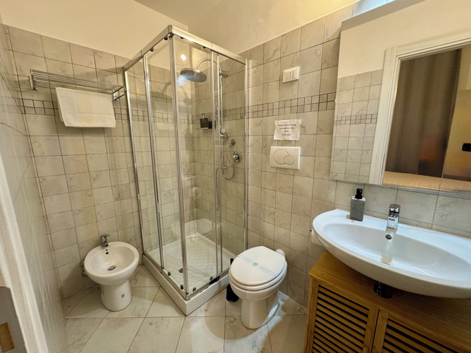 Bathroom 4, Bosuites Rome, Roma