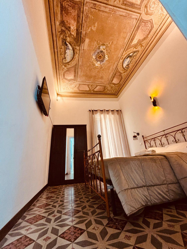 Others 2, Calvino Home, Trapani