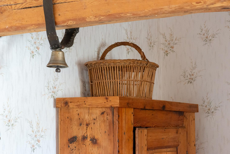 Others 5, Hotel Von Bergen, La Chaux-de-Fonds
