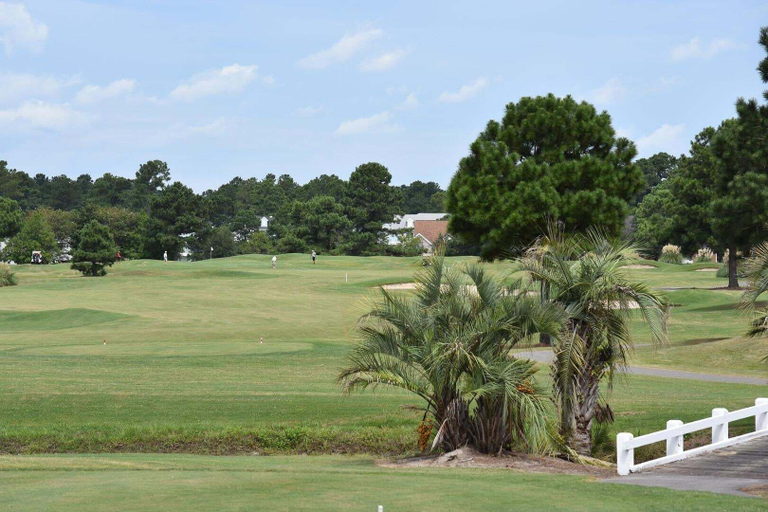 Golf 4, 104m 1 Bedroom Condo, Brunswick