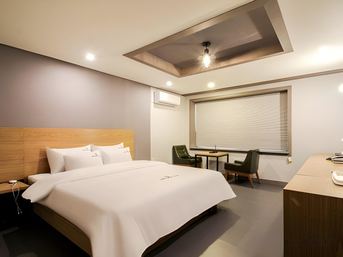Bedroom 4, Busan Haeundae Ocean View Haute Hotel (HAUTE), Haeundae
