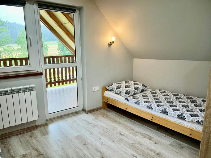 Bedroom, Domki caloroczne ,,DOLINA BIESZCZAD", Lesko