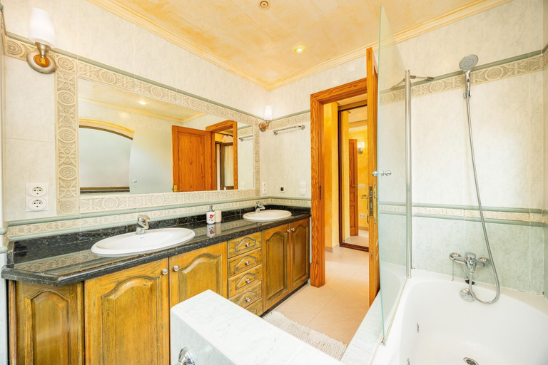 Bathroom 4, Villa Cala Llamp, Baleares