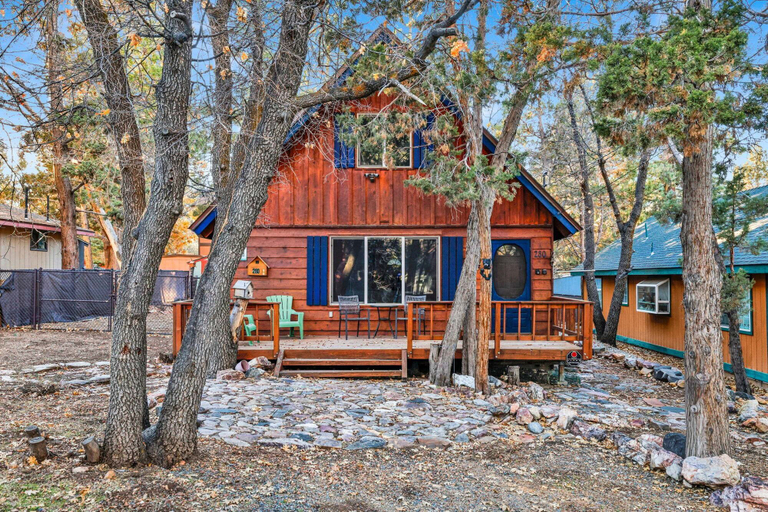 Exterior 4, Oakwood Cottage #2582, San Bernardino