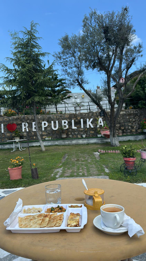Food & Drinks 5, Republika Central, Hazara