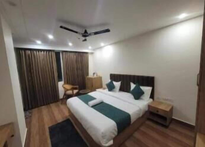 Room 4, HOTEL GS GRAND DEHRADUN, Dehradun