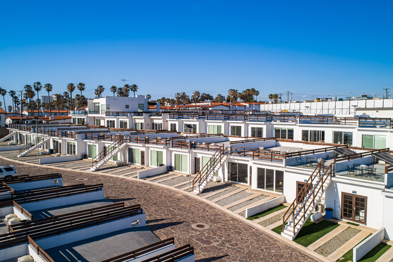 Exterior 5, Modern Beauty With Partial Ocean View, Open Concept & Pool - Dog-friendly, Tijuana