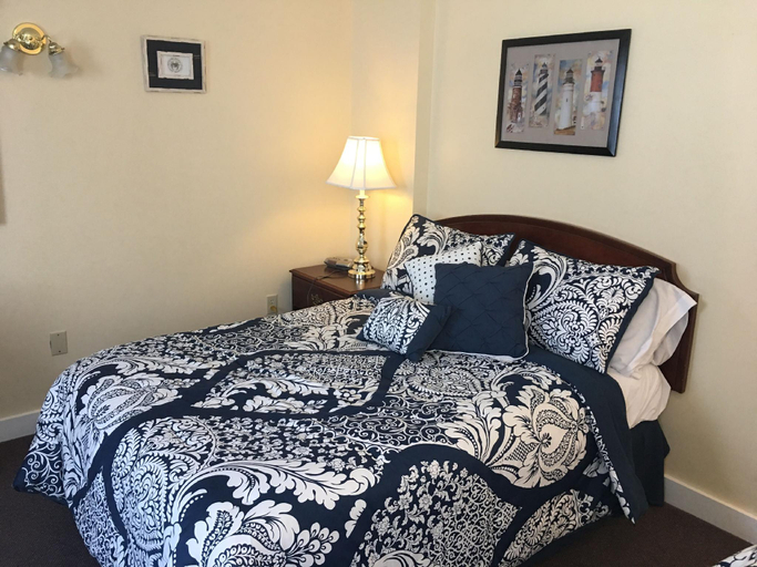 Bedroom 2, Come from Away B&B, Digby