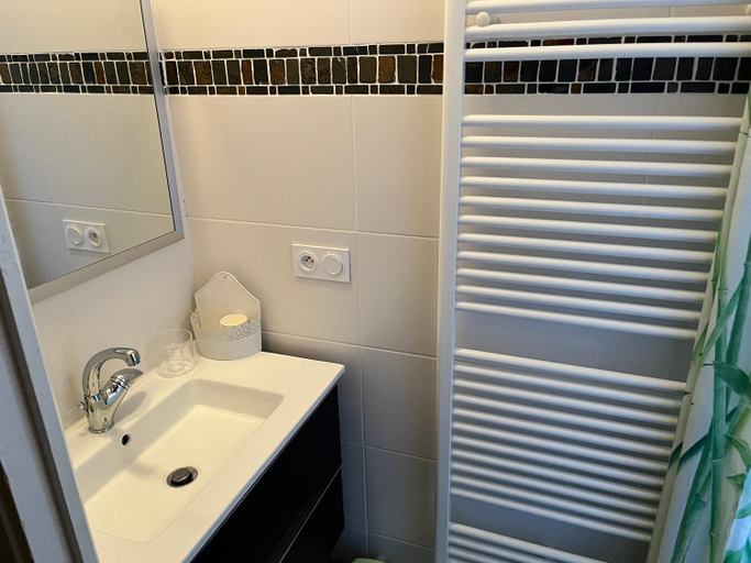Bathroom 2, Chambres et Tables d'Hotes "Au Pre de ma Blonde", Tarn