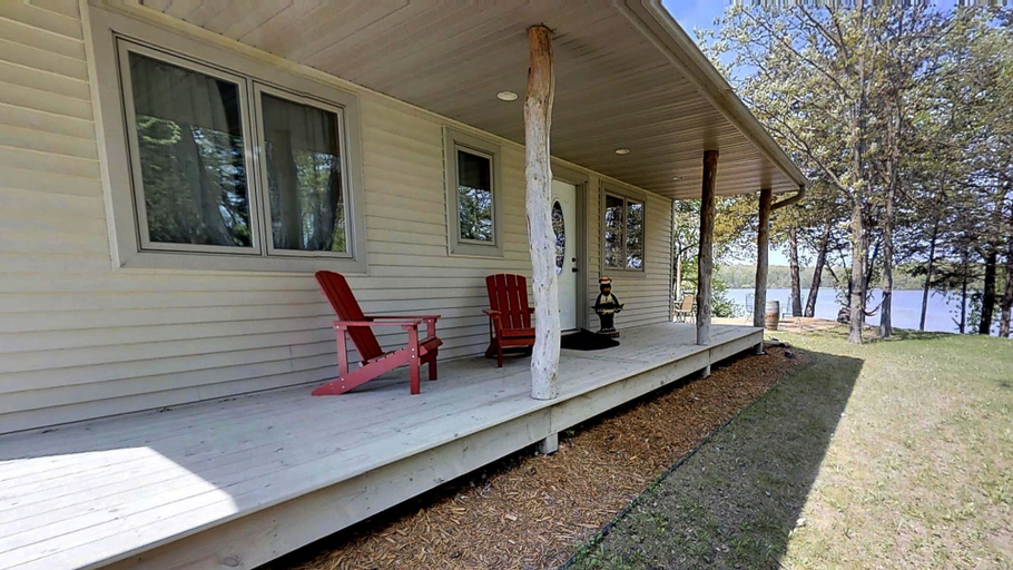 Exterior & Views, Lakefront Hideaway, Meeker