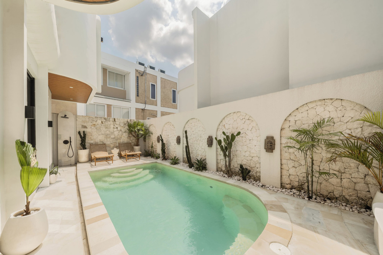 Pool 4, Villa Juana, Badung