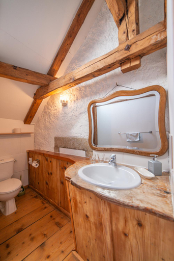 Bathroom 2, Hotel Von Bergen, La Chaux-de-Fonds