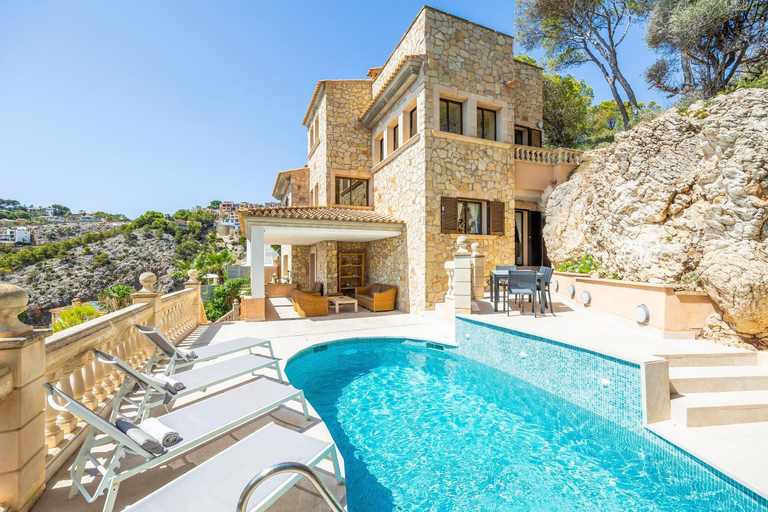 Others 3, Villa Cala Llamp, Baleares