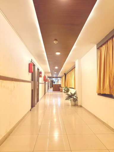 Public Area 3, Hotel Paradise -Ahmedabad, Ahmadabad