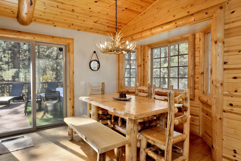 Room 4, Fox Hollow Retreat #2588, San Bernardino