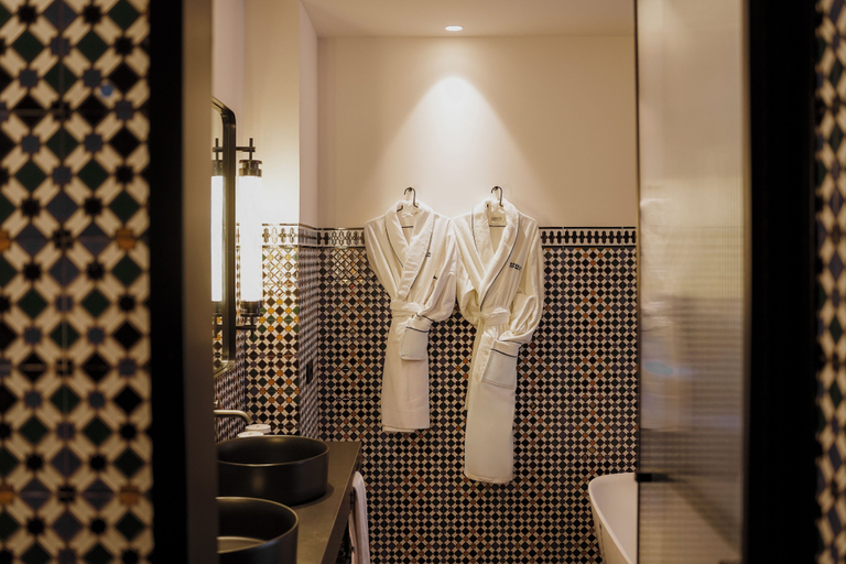 Bathroom 4, Thompson Seville, by Hyatt, Sevilla