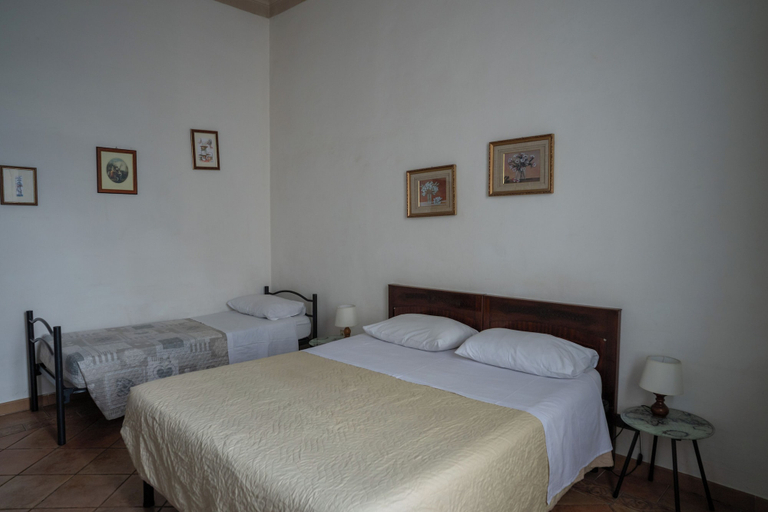 Bedroom 4, casa di alfredo, Siena