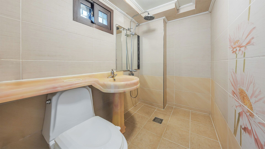 Bathroom 5, Gapyeong Hue 910 Pension, Gapyeong