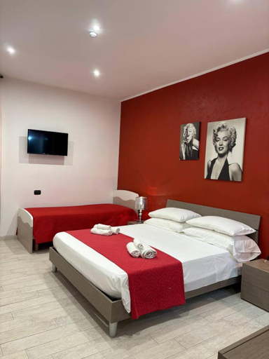 Bedroom 2, B&B Hollywood - Parcheggio Privato, Lecce