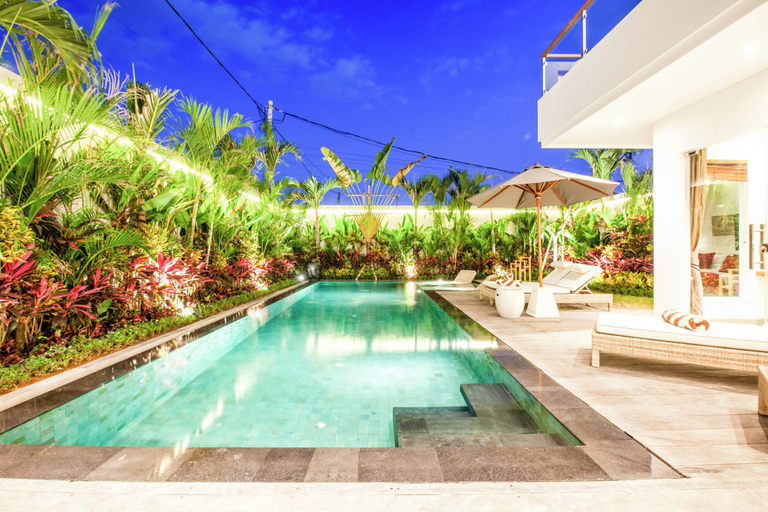 Sport & Beauty 2, Chic 2BR Villas, Brawah Hub, 300m to Coastal Bliss, Badung